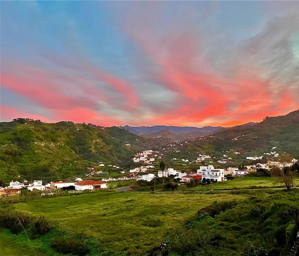 Casa Rosalia. Apartamento Con Vistas A La Montana تيرور المظهر الخارجي الصورة