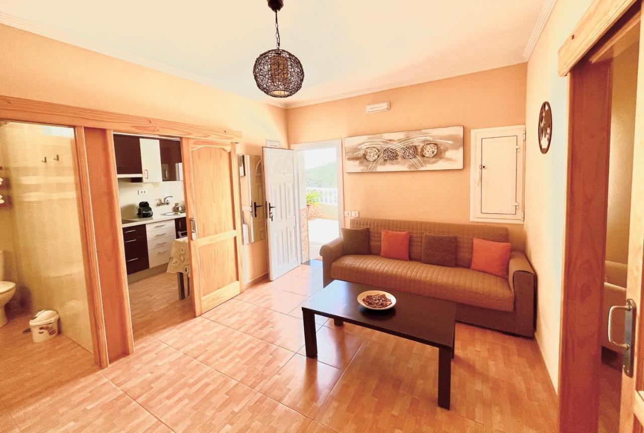 Casa Rosalia. Apartamento Con Vistas A La Montana تيرور المظهر الخارجي الصورة